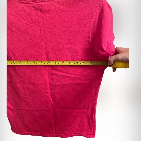 Disney Minnie Mouse Mom Tee - Picture 3 of 5